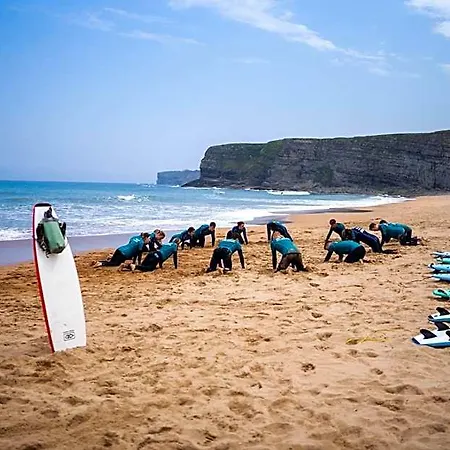 Hotel Liquid Surfhouse *